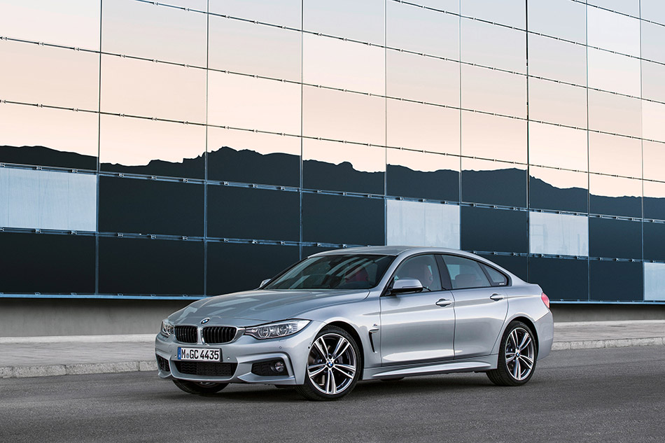 2015 BMW 4-Series Gran Coupe Front Angle