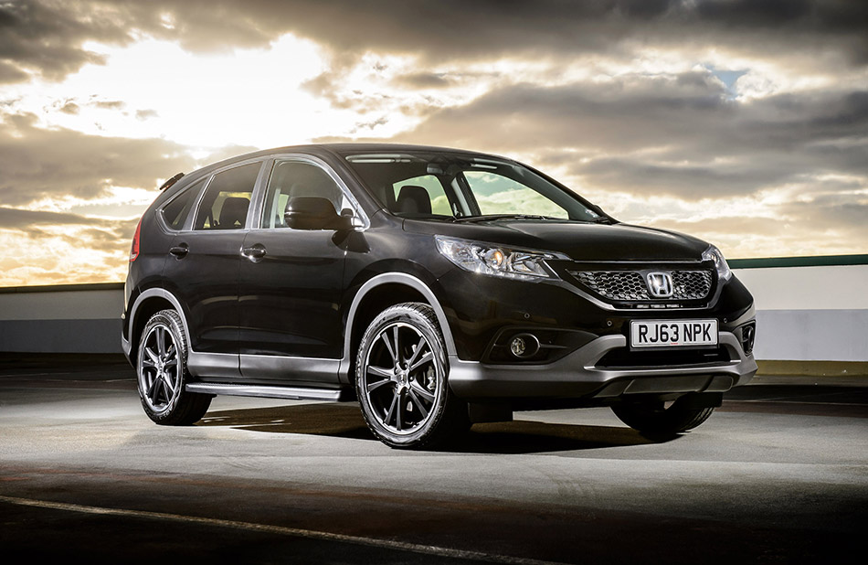 2014 Honda CR-V Black Edition Front Angle