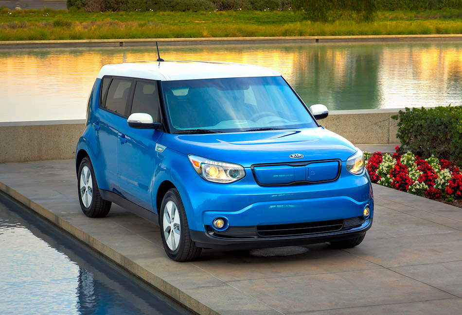 2015 Kia Soul EV Front Angle