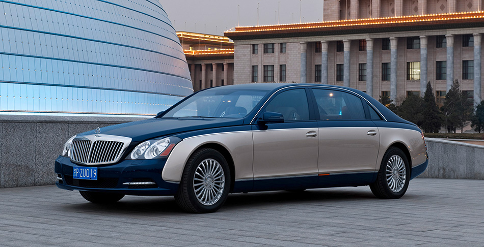 2011 Maybach 62 S Front Angle