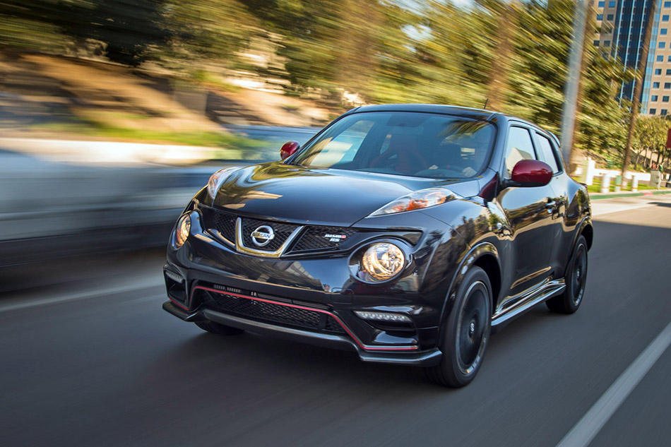 2014 Nissan Juke NISMO RS Front Angle