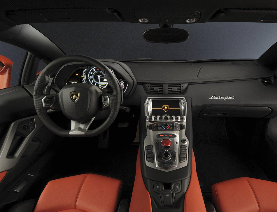 2012 Lamborghini Aventador LP700-4 Interior