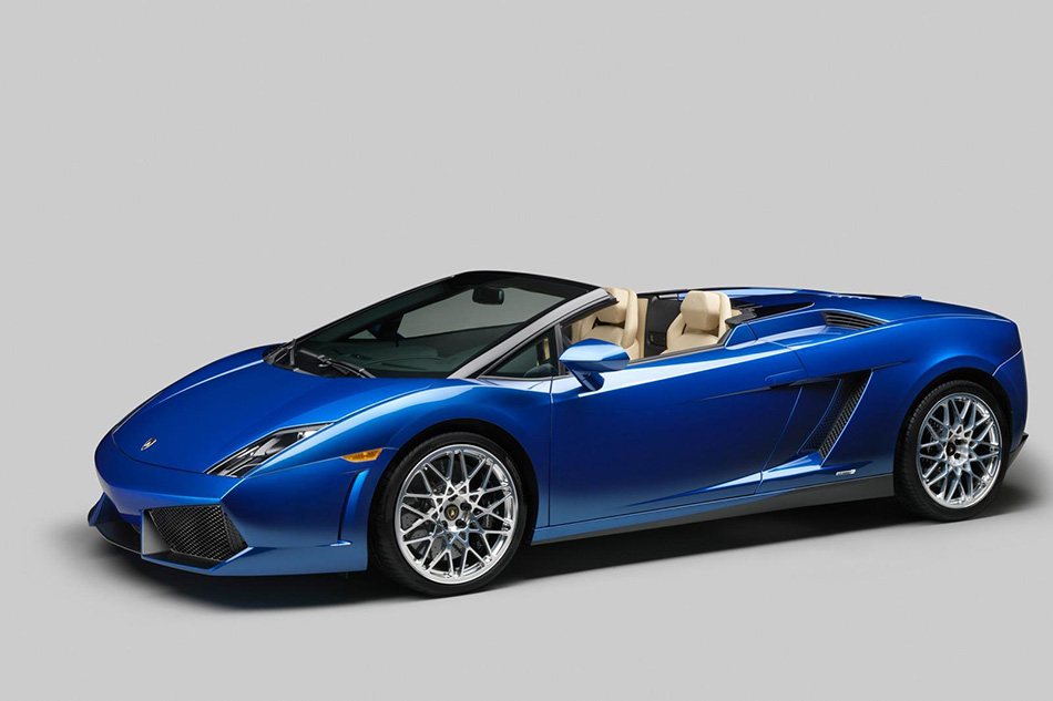 2012 Lamborghini Gallardo LP550-2 Spyder Front Angle