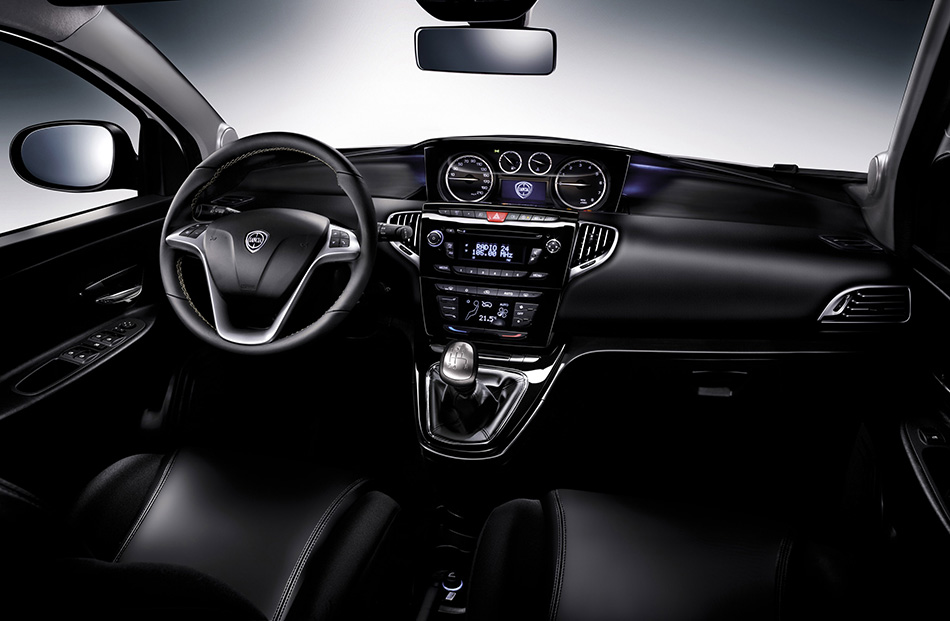 2012 Lancia Ypsilon Interior