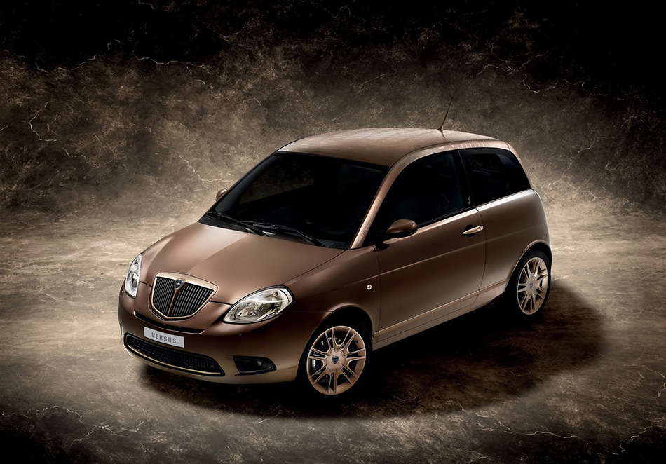 2008 Lancia Ypsilon VERSUS Front Angle