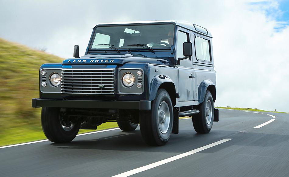 2013 Land Rover Defender Front Angle