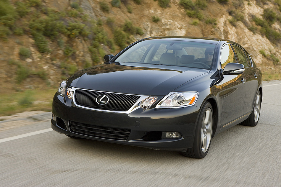 2009 Lexus GS 350 Front Angle