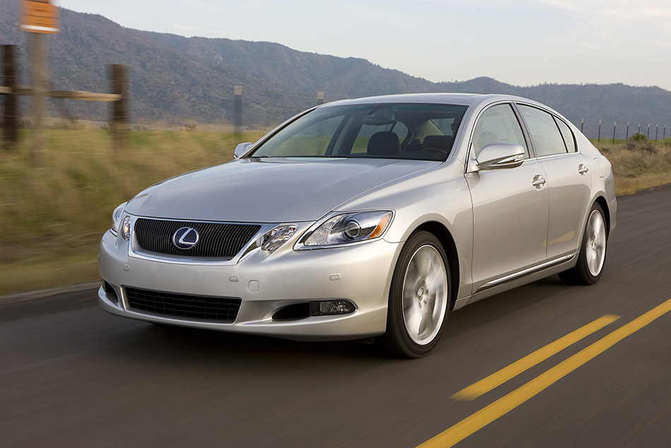 2009 Lexus GS 450h Front Angle