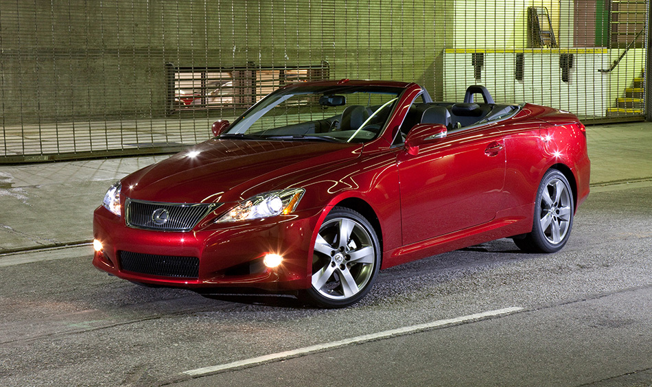 2010 Lexus IS Convertible Front Angle