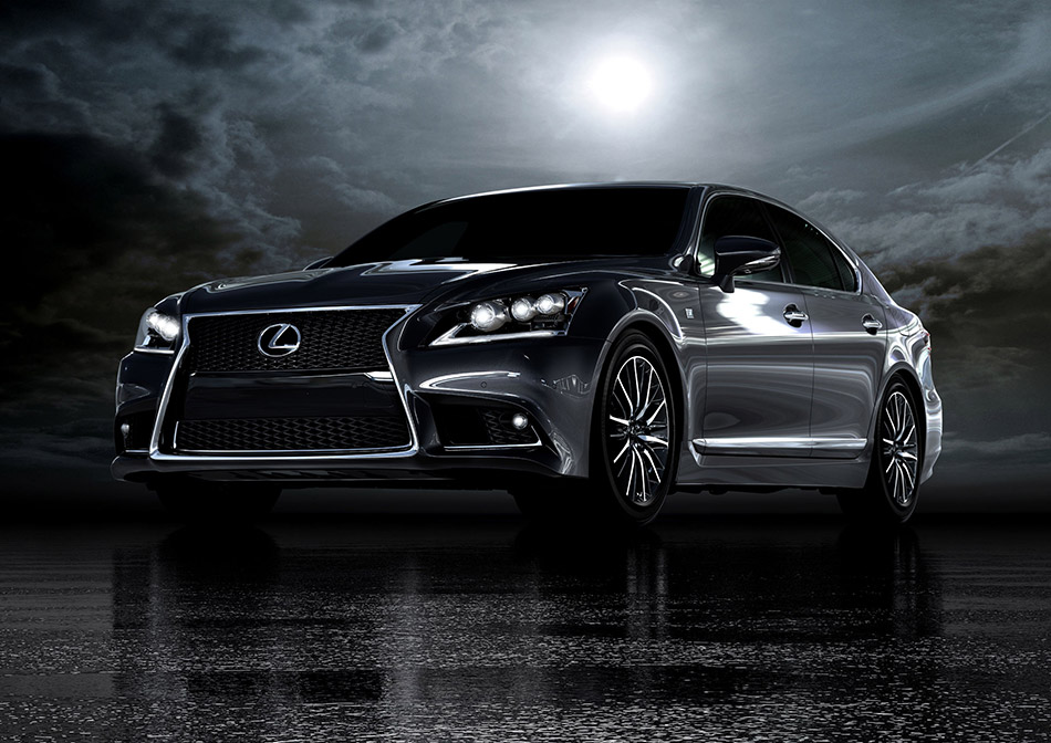 2013 Lexus LS 460 F Sport Front Angle