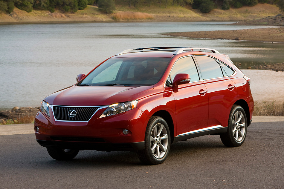 2010 Lexus RX 350 Front Angle