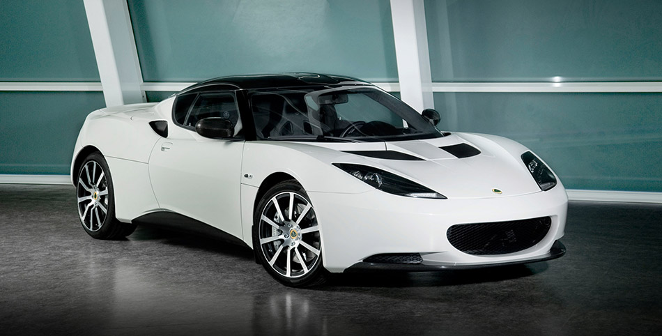 2010 Lotus Evora Carbon Concept Front Angle