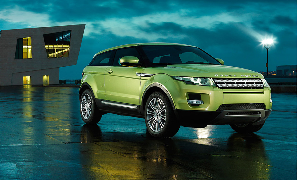 2011 Range Rover Evoque Front Angle