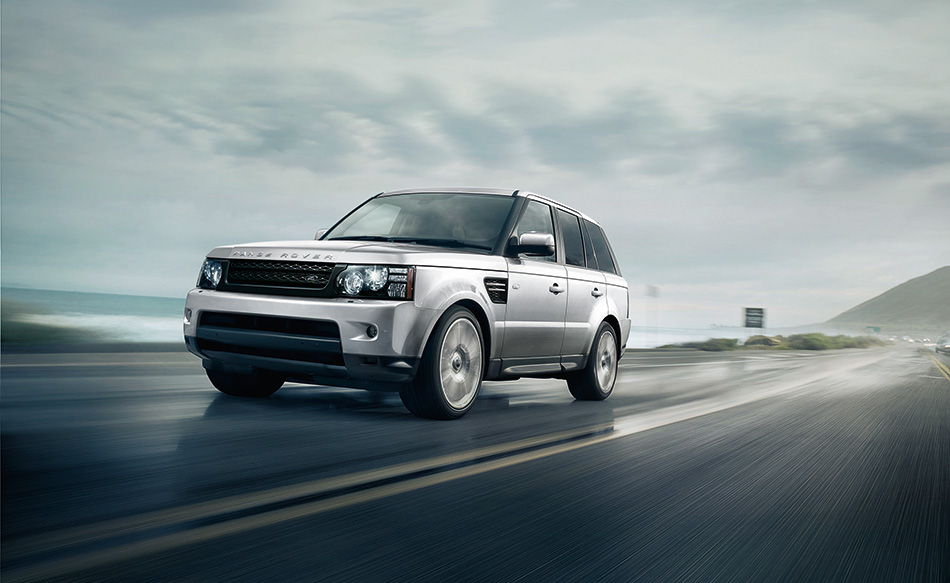 2013 Range Rover Sport Front Angle