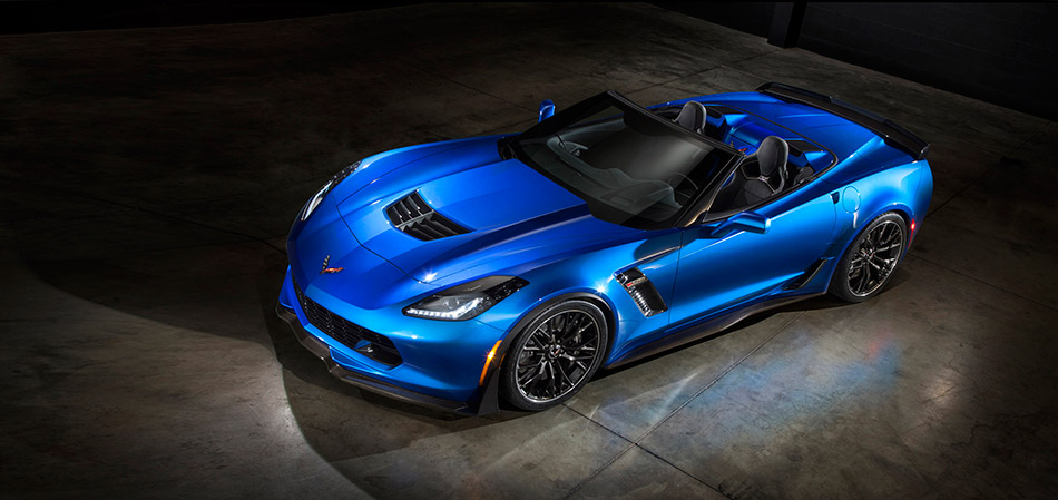 2015 Chevrolet Corvette Z06 Convertible Front Angle