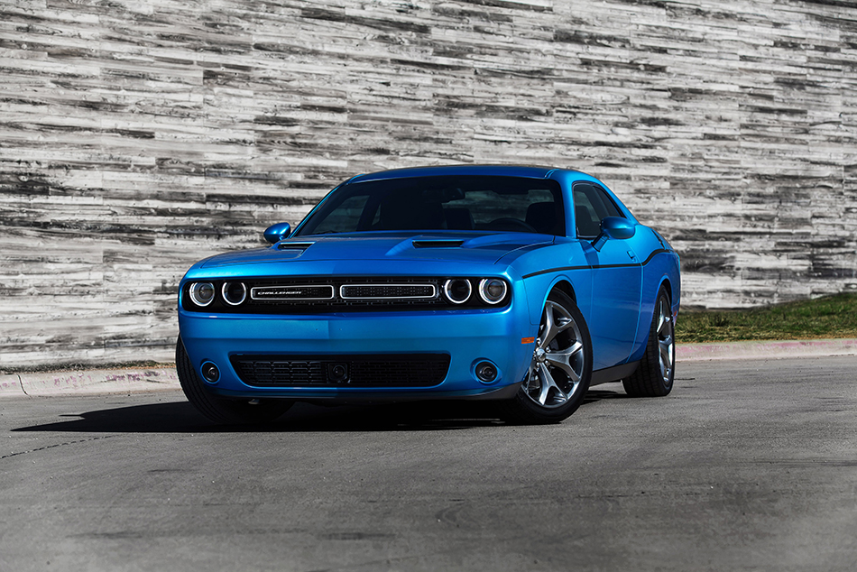 2015 Dodge Challenger Front Angle