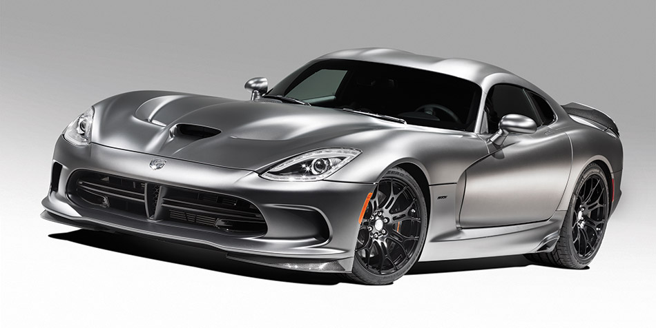 2014 Dodge SRT Viper Anodized Carbon Special Edition Front Angle