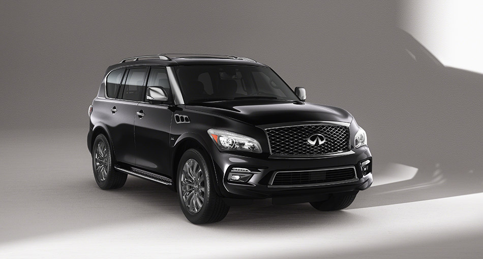 2015 Infiniti QX80 Limited Front Angle