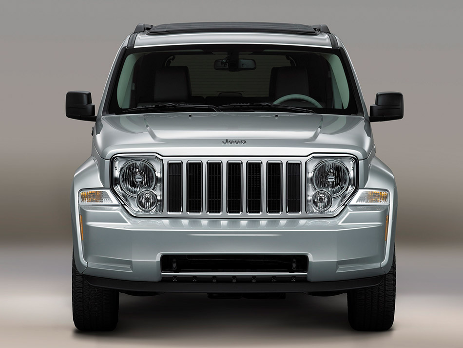 2008 Jeep Liberty Front Angle