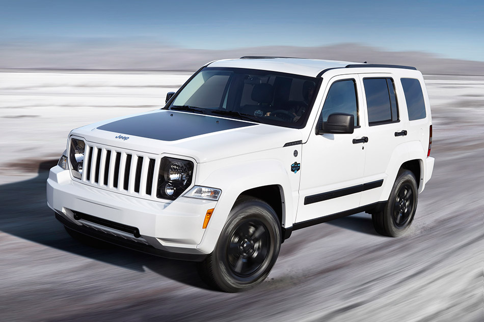 2012 Jeep Liberty Arctic Front Angle