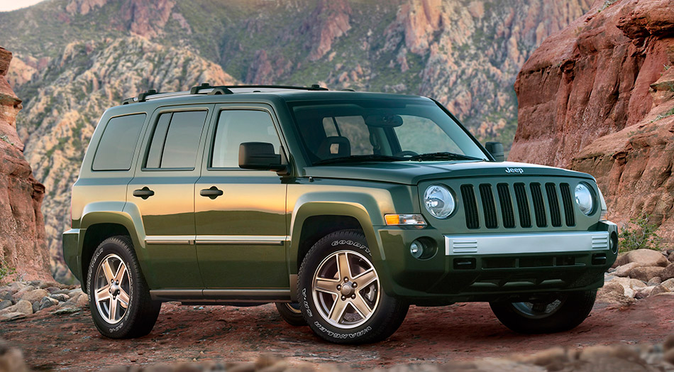 2007 Jeep Patriot Front Angle