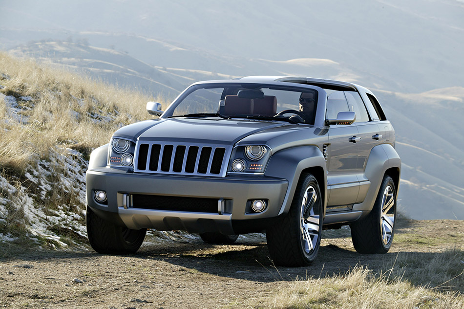 2007 Jeep Trailhawk Concept Front Angle