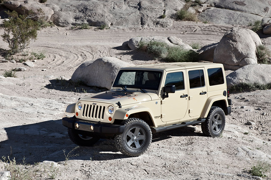 2011 Jeep Wrangler Mojave Front Angle