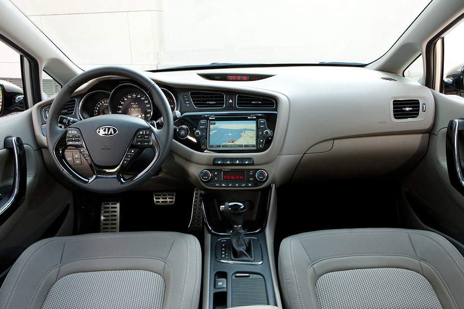 2013 Kia Ceed SW Interior