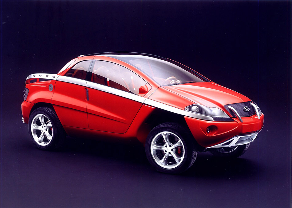 2002 Kia KCV-II Concept Front Angle