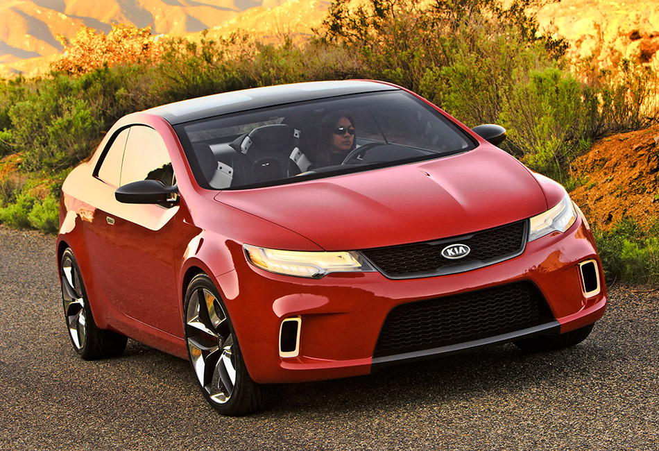 2008 Kia KOUP Concept Front Angle