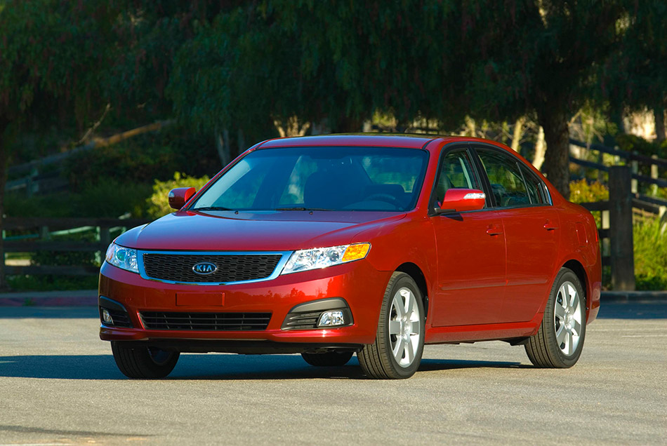 2009 Kia Optima Front Angle