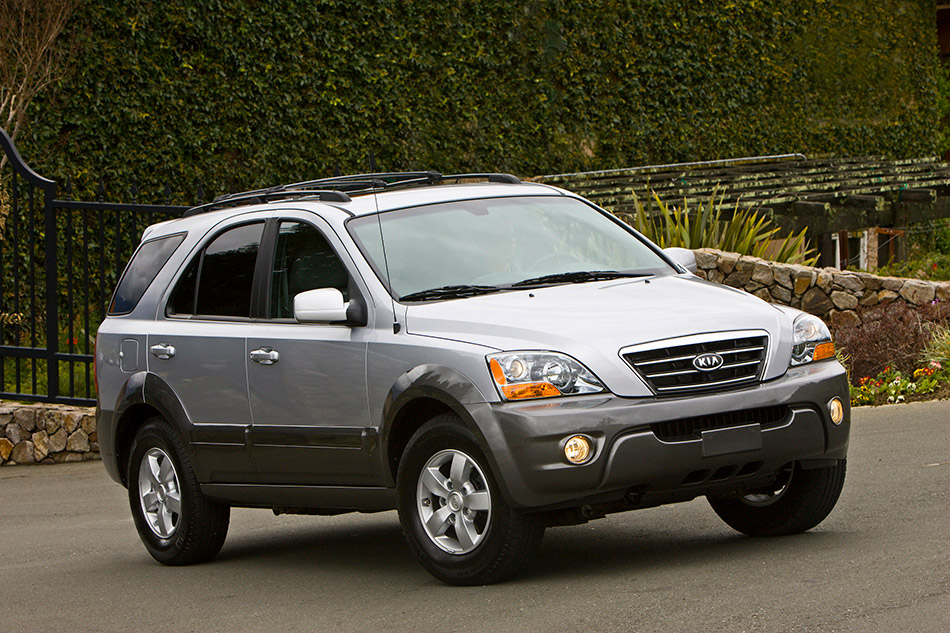 2009 Kia Sorento Front Angle