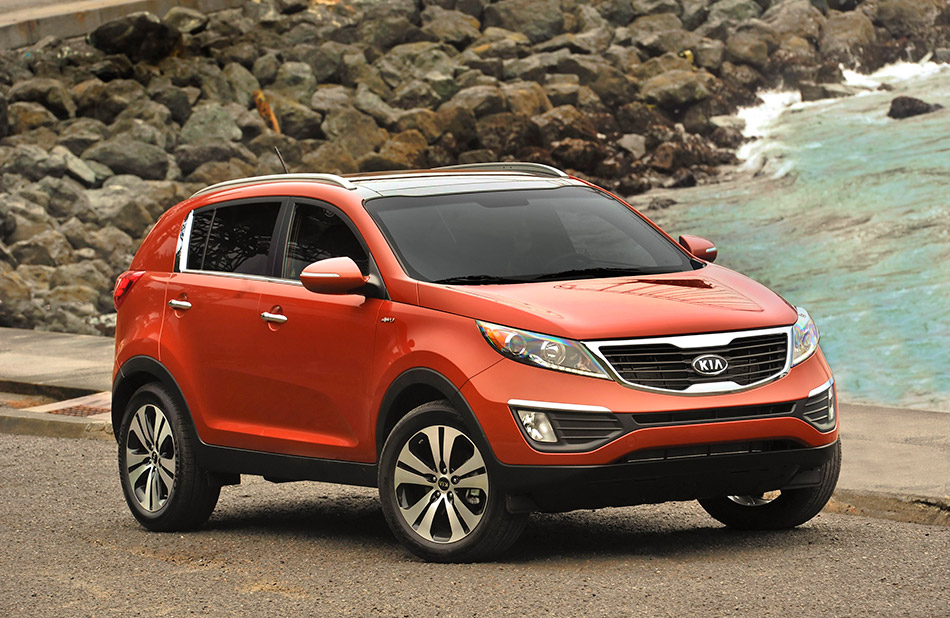 2012 Kia Sportage Front Angle