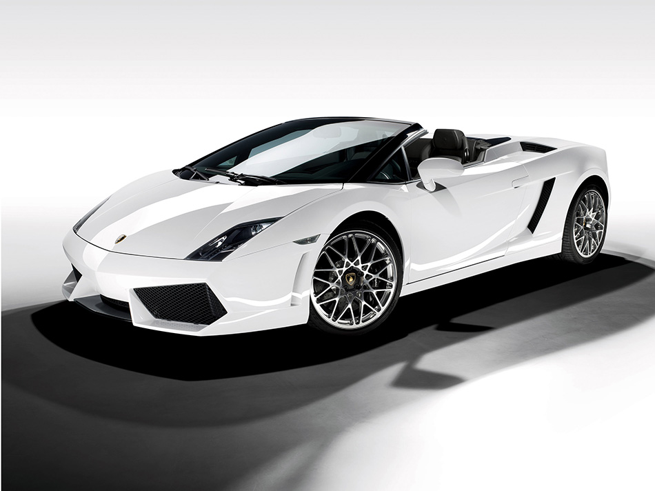 2009 Lamborghini Gallardo LP560-4 Spyder Front Angle