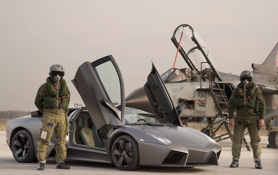 2008 Lamborghini Reventon Front Angle