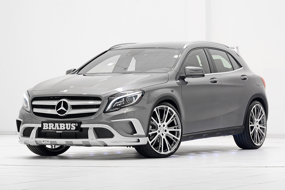 2014 Brabus Mercedes-Benz GLA-Class Front Angle