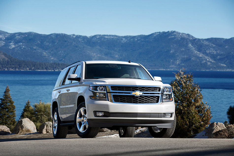 2015 Chevrolet Tahoe Front Angle