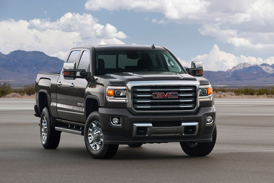 2015 GMC Sierra All Terrain HD Front Angle