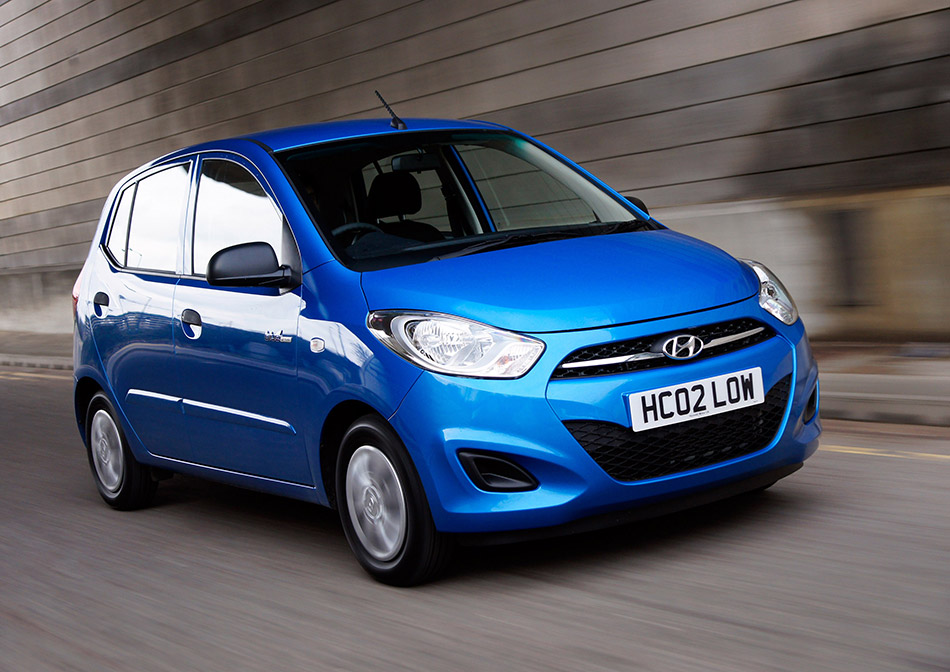 2011 Hyundai i10 Front Angle