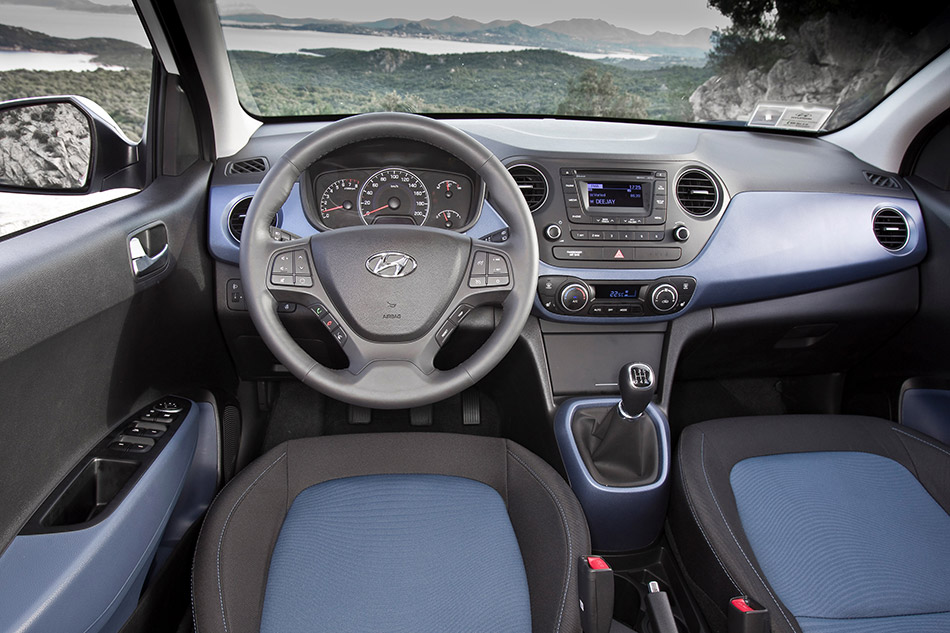 2014 Hyundai i10 Interior