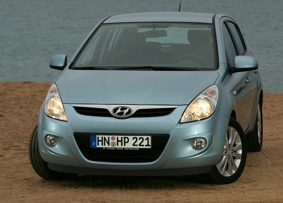 2009 Hyundai i20 Front Angle