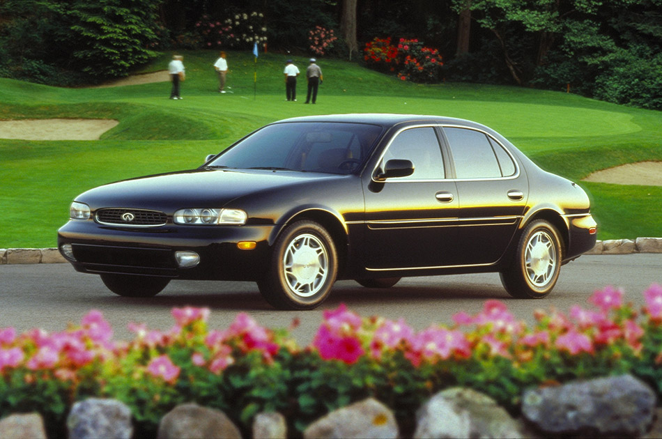 1997 Infiniti J30 Sedan Front Angle