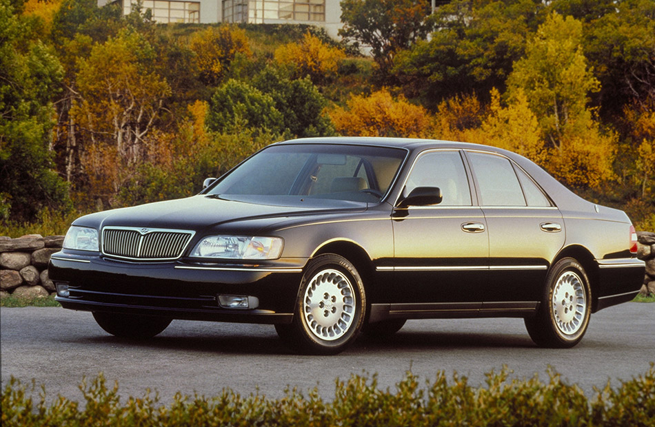 1997 Infiniti Q45 Front Angle