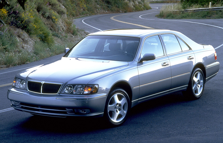 1999 Infiniti Q45 Front Angle