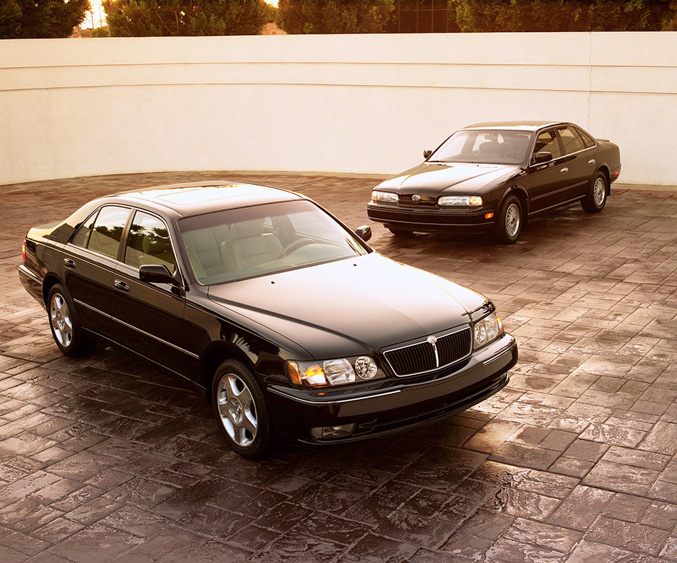 2000 Infiniti Q45 Front Angle