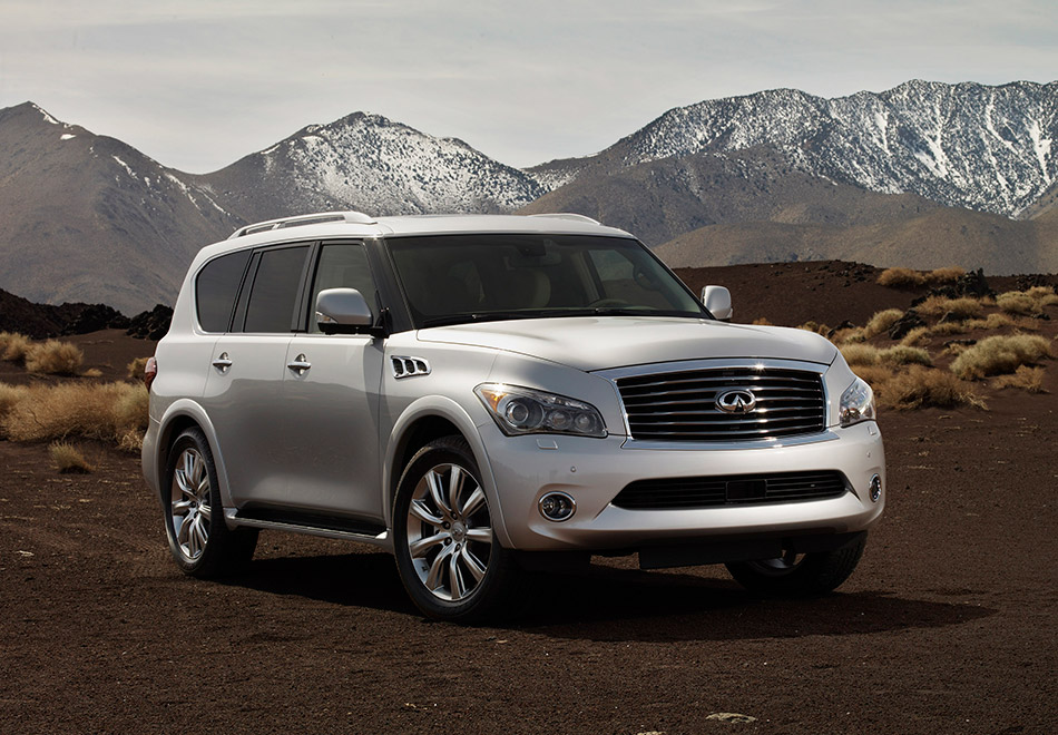 2011 Infiniti QX Front Angle