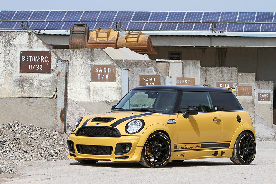 2014 Minitune MINI Cooper S Front Angle