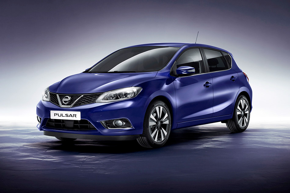 2015 Nissan Pulsar Front Angle