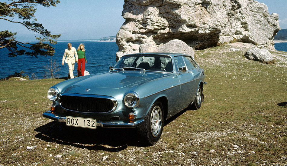 1971 Volvo 1800ES Front Angle