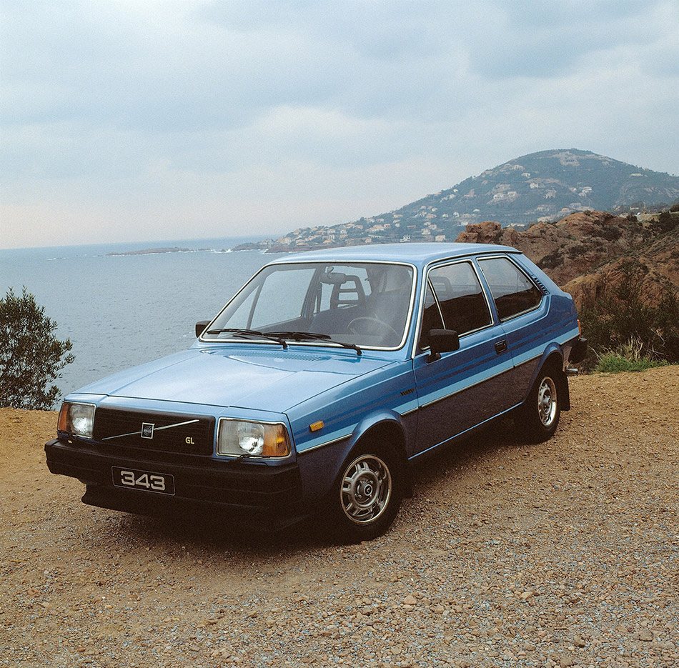 1976 Volvo 343 Front Angle